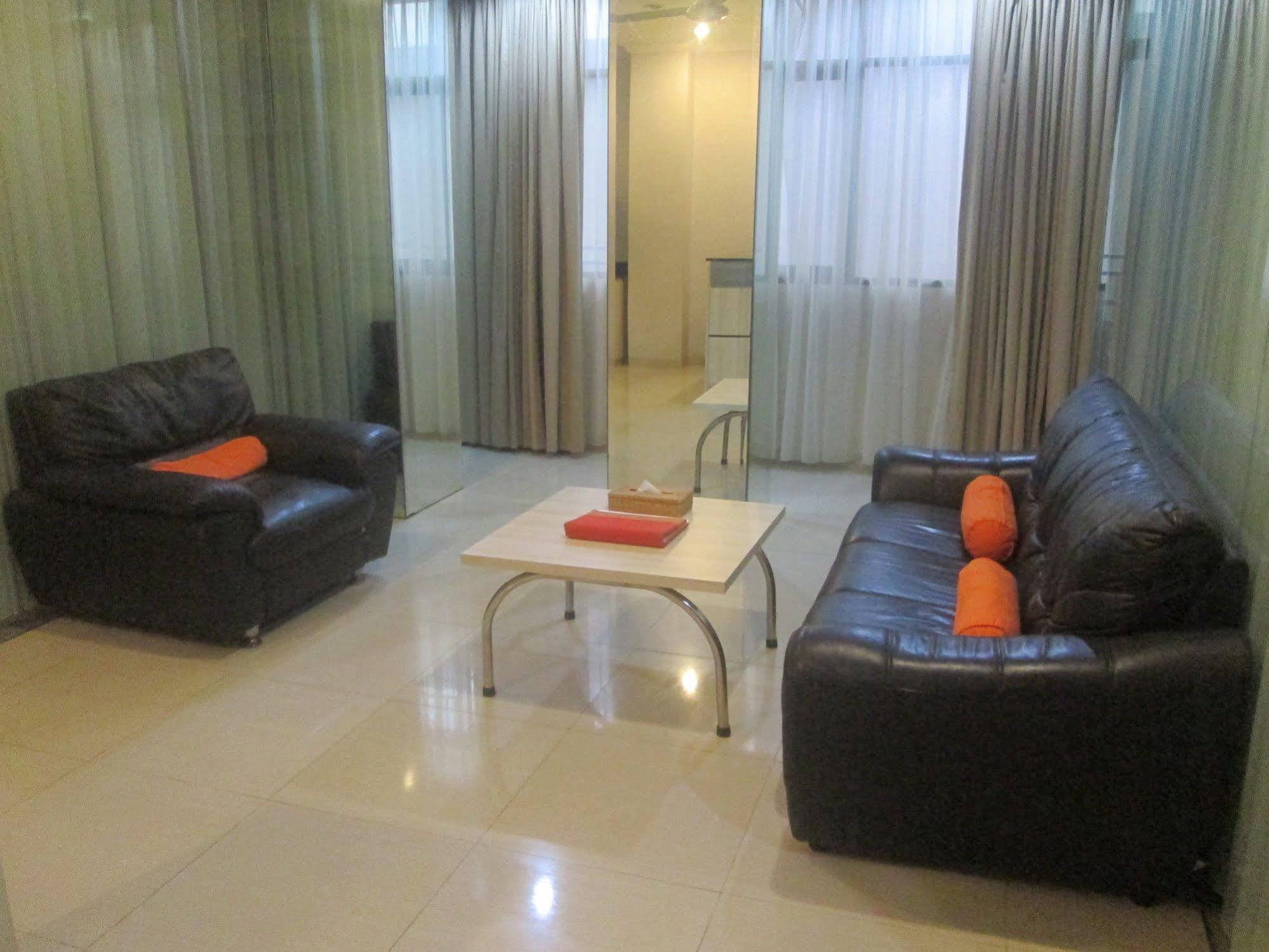 Ap Suite Apartment Kuta  Bagian luar foto